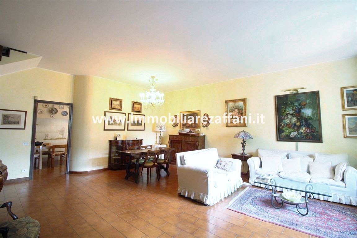 porzione di villa schiera